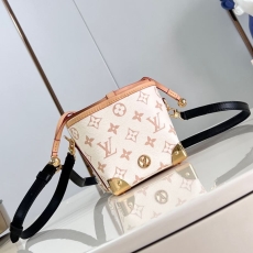 LV Bucket Bags